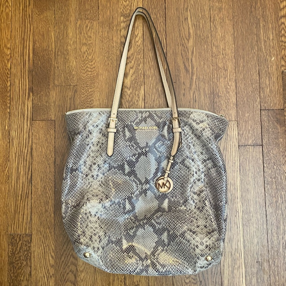 Michael Kors tote